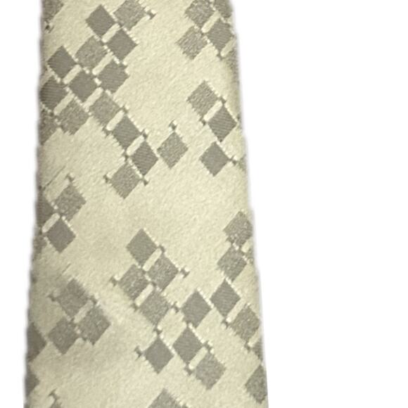 Vintage 1960s Silver Diamond Skinny Silk Necktie - Picture 2 of 4